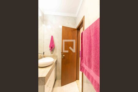 Banheiro 2 de casa à venda com 3 quartos, 200m² em Santa Amelia, Belo Horizonte