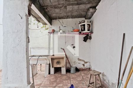 Área Privativa de casa à venda com 4 quartos, 160m² em Vila Zat, São Paulo