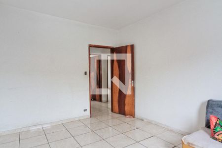 Quarto 3 de casa à venda com 4 quartos, 160m² em Vila Zat, São Paulo