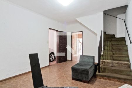 Sala de casa à venda com 4 quartos, 160m² em Vila Zat, São Paulo