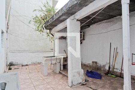 Área Privativa de casa à venda com 4 quartos, 160m² em Vila Zat, São Paulo