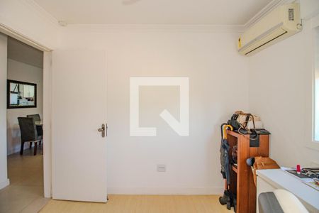 Quarto de apartamento à venda com 2 quartos, 58m² em Passo da Areia, Porto Alegre