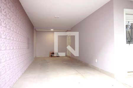 Garagem de casa à venda com 4 quartos, 384m² em Sagrada Família, Belo Horizonte