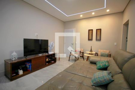 Sala de casa à venda com 4 quartos, 384m² em Sagrada Família, Belo Horizonte