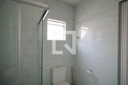 Banheiro da Edícula de casa à venda com 4 quartos, 384m² em Sagrada Família, Belo Horizonte