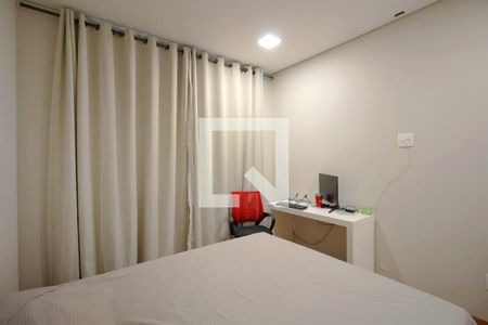 Quarto 2 de casa à venda com 4 quartos, 384m² em Sagrada Família, Belo Horizonte