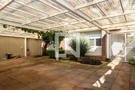 Garagem de casa à venda com 2 quartos, 330m² em Planalto Paulista, São Paulo