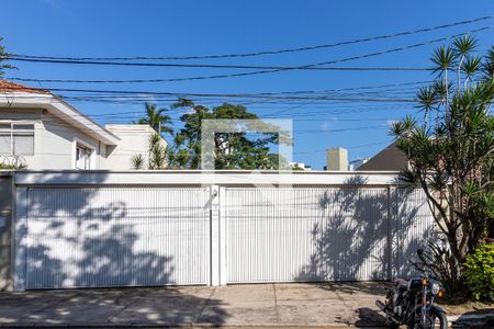 Fachada de casa à venda com 2 quartos, 330m² em Planalto Paulista, São Paulo