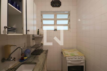 Cozinha de apartamento para alugar com 1 quarto, 60m² em Pr. Tartarugas, Guarujá