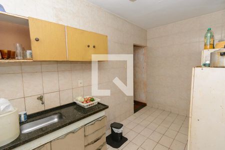 Casa à venda com 350m², 2 quartos e 5 vagasCozinha
