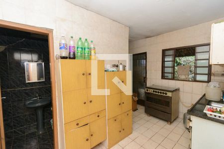 Casa à venda com 350m², 2 quartos e 5 vagasCozinha