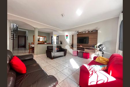 Sala 2 de casa à venda com 4 quartos, 217m² em Cidade Universitária, Campinas