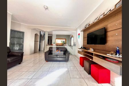 Sala 2 de casa à venda com 4 quartos, 217m² em Cidade Universitária, Campinas