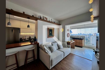 Sala de apartamento à venda com 2 quartos, 75m² em Santo Amaro, São Paulo