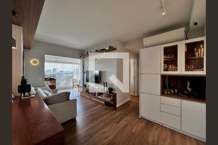 Sala de apartamento à venda com 2 quartos, 75m² em Santo Amaro, São Paulo