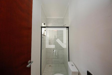 Banheiro de apartamento à venda com 2 quartos, 45m² em Vila Carrão, São Paulo