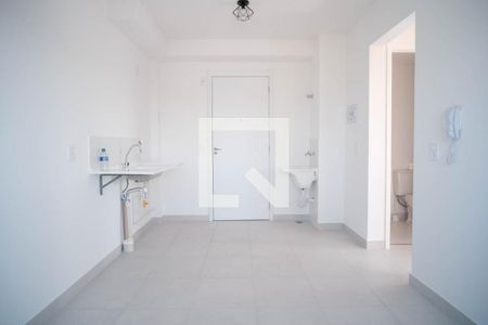 Sala/Cozinha de apartamento para alugar com 2 quartos, 33m² em Vila Ré, São Paulo