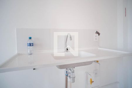 Sala/Cozinha de apartamento para alugar com 2 quartos, 33m² em Vila Ré, São Paulo