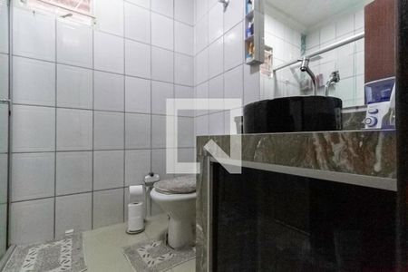 Casa à venda com 360m², 4 quartos e 2 vagasBanheiro social
