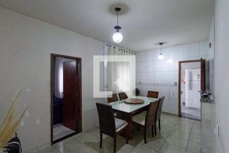 Casa à venda com 360m², 4 quartos e 2 vagasCopa