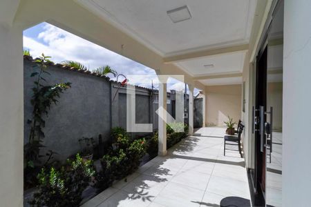 Casa à venda com 360m², 4 quartos e 2 vagasÁrea Externa