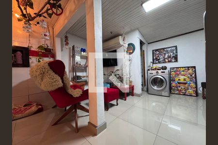 Cozinha de casa à venda com 2 quartos, 80m² em Feitoria, São Leopoldo