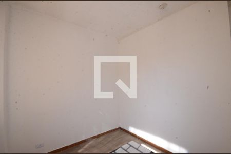 Quarto 2 de apartamento para alugar com 2 quartos, 50m² em Vila Valqueire, Rio de Janeiro