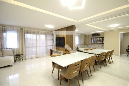 Sala 1 de apartamento para alugar com 4 quartos, 245m² em Freguesia (jacarepaguá), Rio de Janeiro