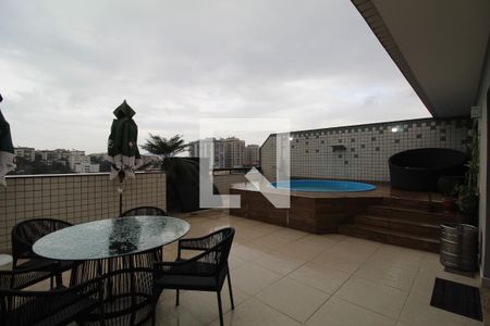 Apartamento para alugar com 245m², 4 quartos e 3 vagas Apartamento para alugar com 245m², 4 quartos e 3 vagasTerraço