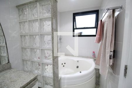 Apartamento para alugar com 245m², 4 quartos e 3 vagas Apartamento para alugar com 245m², 4 quartos e 3 vagasBanheiro da suíte 3