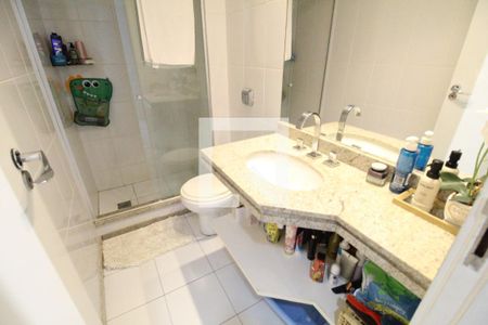 Apartamento para alugar com 245m², 4 quartos e 3 vagas Apartamento para alugar com 245m², 4 quartos e 3 vagasBanheiro social