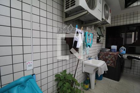 Apartamento para alugar com 245m², 4 quartos e 3 vagas Apartamento para alugar com 245m², 4 quartos e 3 vagasÁrea de serviço