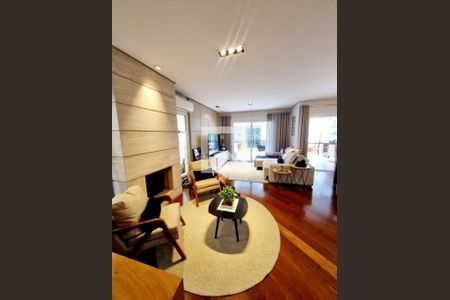 Casa à venda com 3 quartos, 338m² em Chácara Monte Alegre, São Paulo