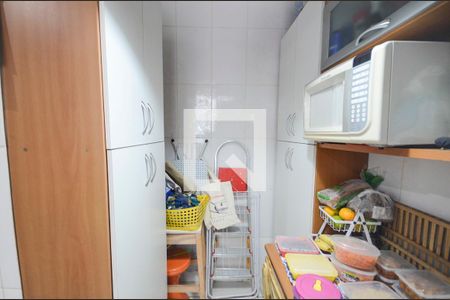 Cozinha de apartamento à venda com 2 quartos, 70m² em Grajaú, Rio de Janeiro