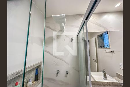 Casa à venda com 363m², 3 quartos e 2 vagasBanheiro Social