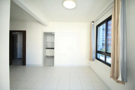 Sala de apartamento para alugar com 2 quartos, 80m² em Ondina, Salvador