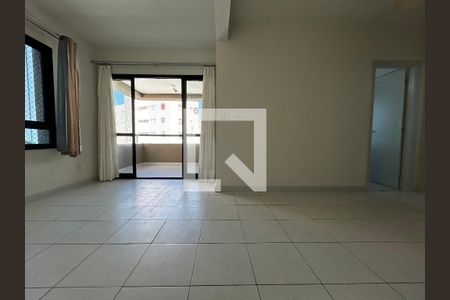 Sala de apartamento para alugar com 2 quartos, 80m² em Ondina, Salvador