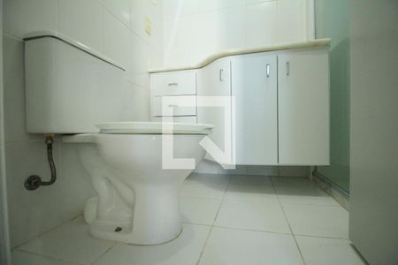 Banheiro da Suíte de apartamento para alugar com 2 quartos, 80m² em Ondina, Salvador