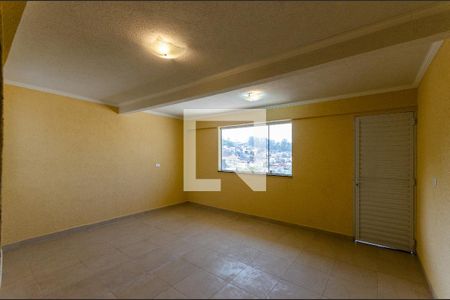 Quarto de casa para alugar com 2 quartos, 80m² em Sítio Morro Grande, São Paulo