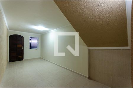 Sala de casa para alugar com 2 quartos, 80m² em Sítio Morro Grande, São Paulo