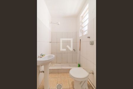 Banheiro de apartamento à venda com 1 quarto, 57m² em Centro Histórico, Porto Alegre