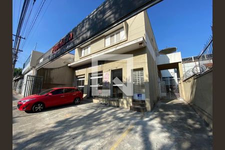 Fachada de casa para alugar com 2 quartos, 90m² em Vila Guilherme, São Paulo