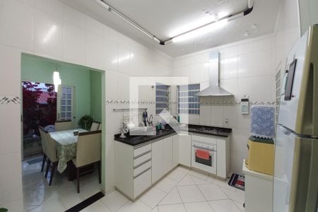 Cozinha de casa à venda com 2 quartos, 120m² em Jardim Nova Europa, Campinas