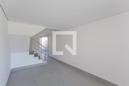 Sala de casa à venda com 2 quartos, 119m² em Santa Monica, Belo Horizonte
