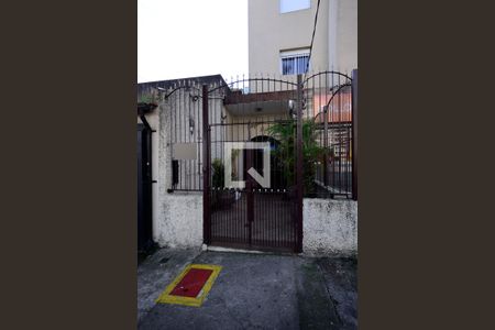 Apartamento à venda com 75m², 2 quartos e sem vagaFachada