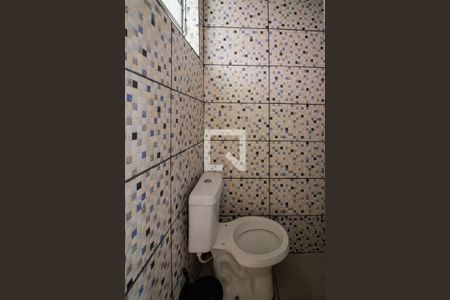 Banheiro de casa para alugar com 1 quarto, 40m² em Jardim Celeste, São Paulo