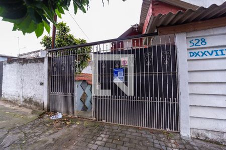 Fachada de casa à venda com 1 quarto, 312m² em Parque Paineiras, São Paulo