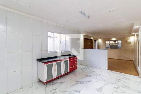 Cozinha de casa para alugar com 2 quartos, 90m² em Vila Princesa Isabel, São Paulo