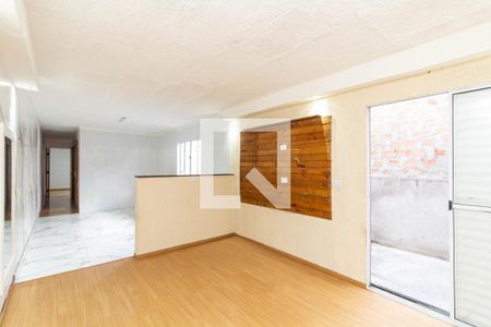 Sala de casa para alugar com 2 quartos, 70m² em Vila Princesa Isabel, São Paulo