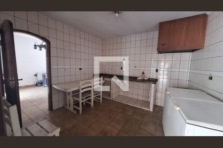 Cozinha de casa para alugar com 4 quartos, 441m² em Caxangá, Suzano